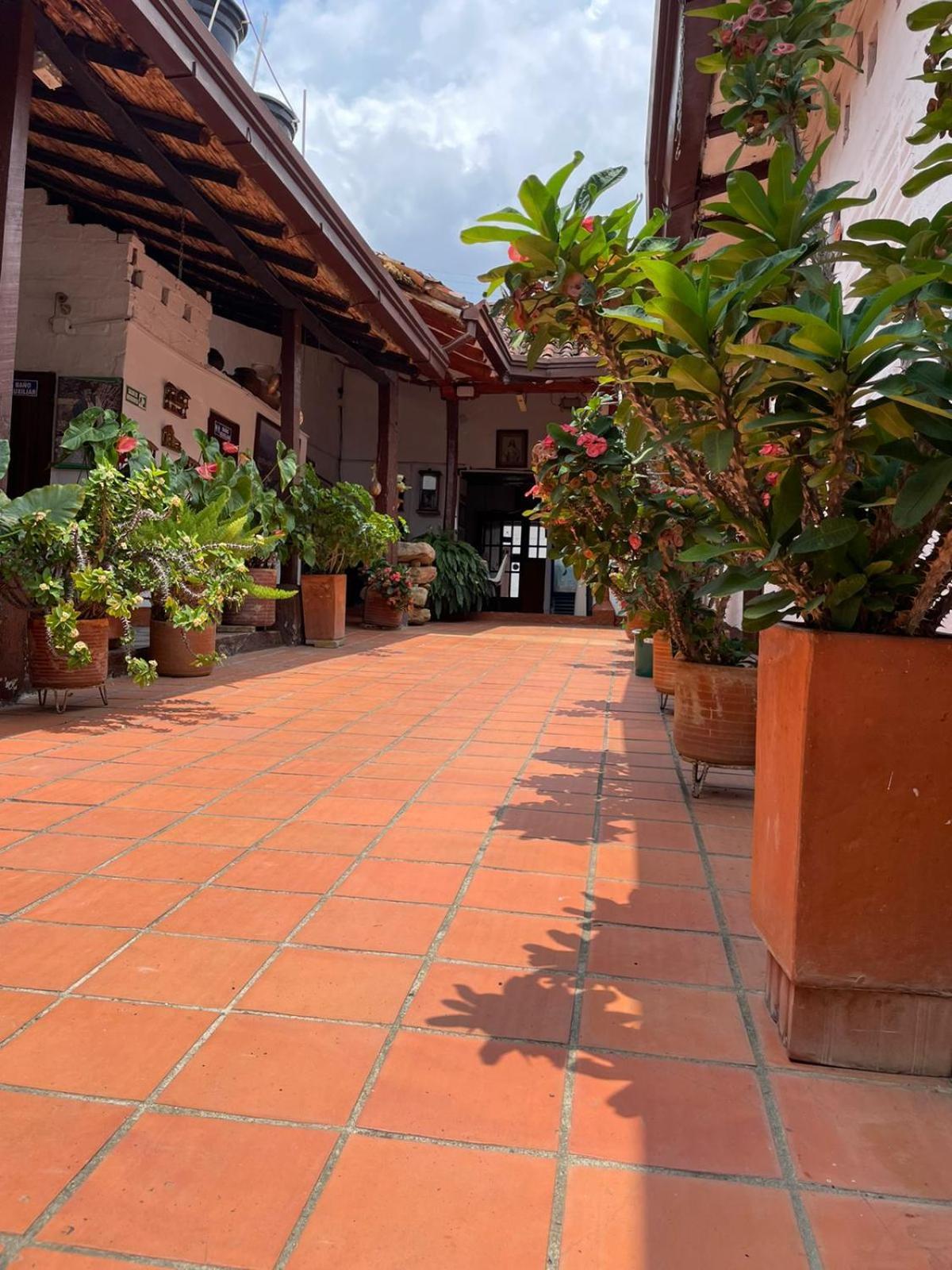 Hotel Casa Posada Don Chepe San Gil Extérieur photo
